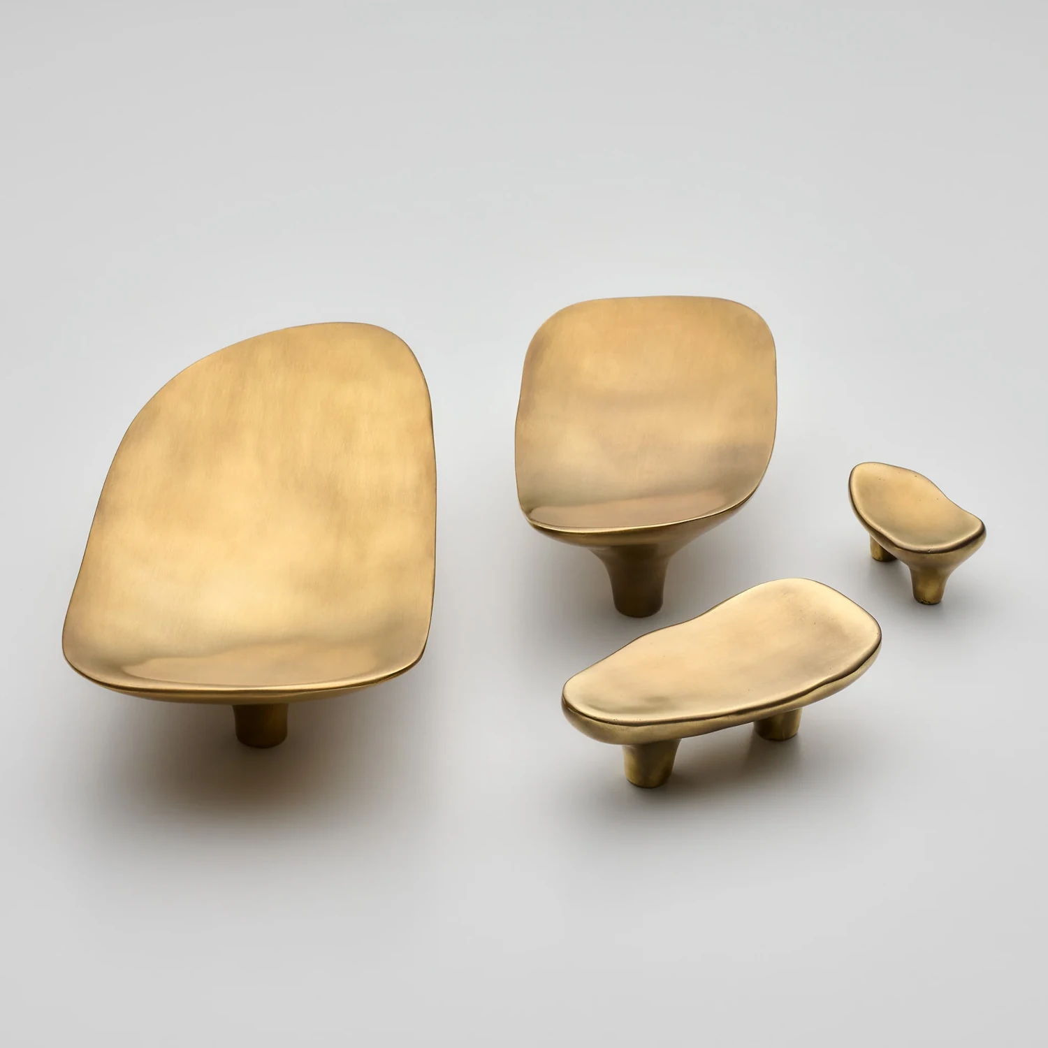 Darwin-Oyster-Organic-Cabinet-Handle-Henry-Blake-3099-3-World-of-Handles Darwin Oyster Organic Cabinet Handle